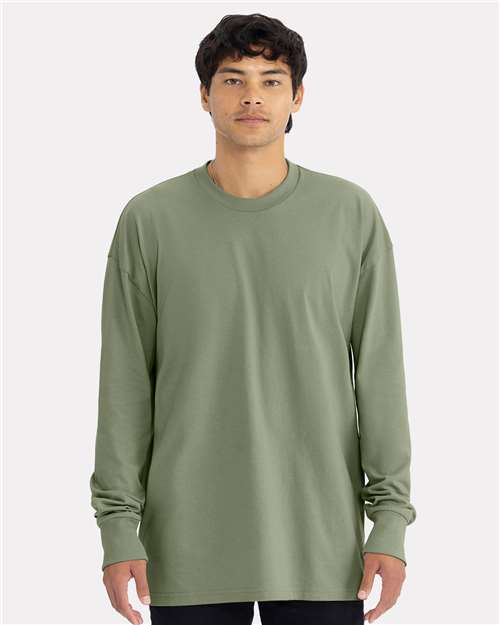 Unisex Heavyweight Long Sleeve Tee